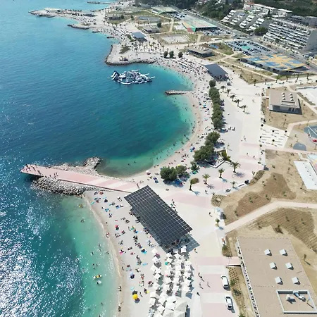 Apartamento Seaside Apartments, Znjan