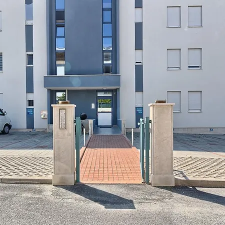 Seaside Apartments, Znjan Apartamento *