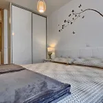Seaside Apartments, Znjan דירה *