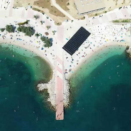 Seaside Apartments, Znjan *