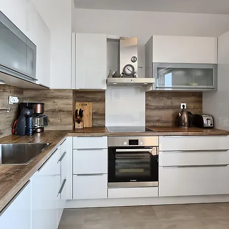 Seaside Apartments, Znjan Split