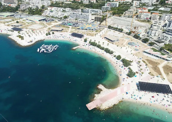 아파트 Seaside Apartments, Znjan 스플리트