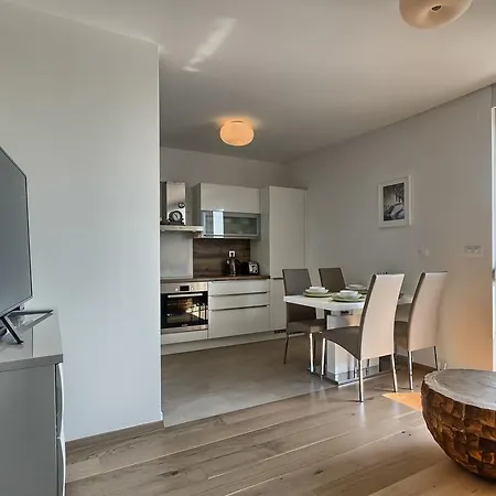 Seaside Apartments, Znjan * ספליט