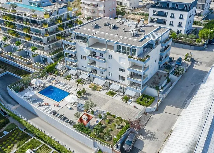 Seaside Apartments, Znjan アパート