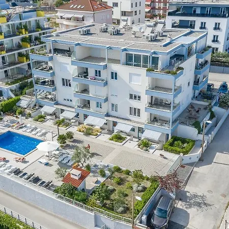 Апартаменты Seaside *